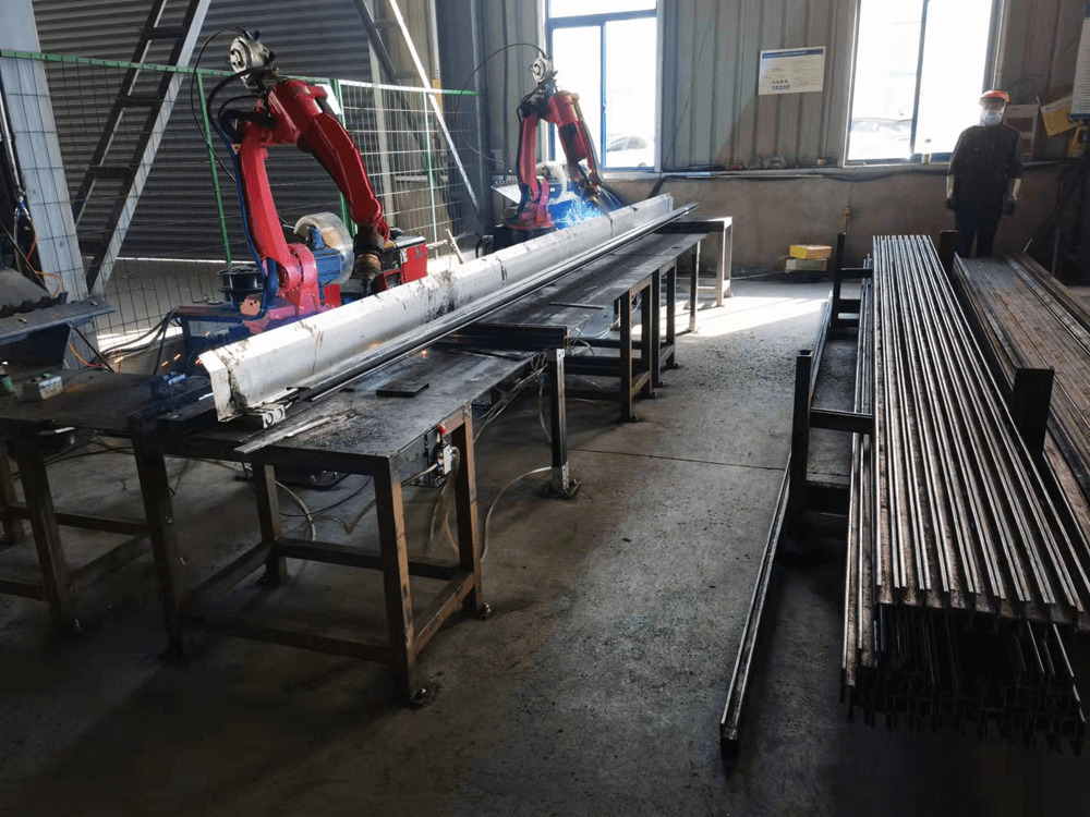 robot weld unistrut machine